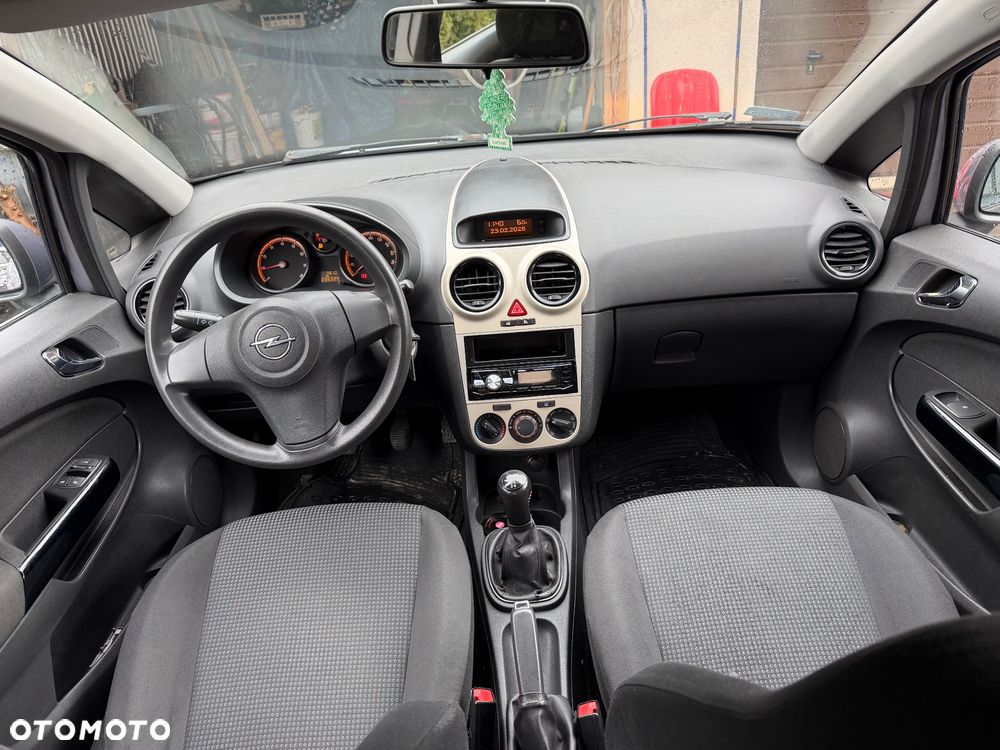 Opel Corsa 1.2 16V Enjoy - 3