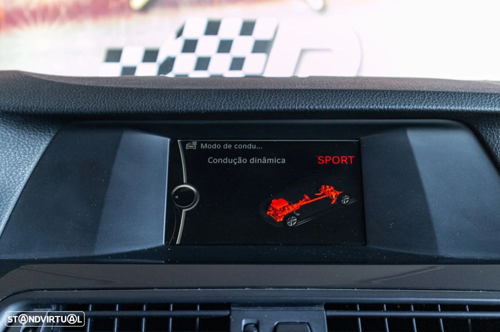 BMW 520 d Auto - 14