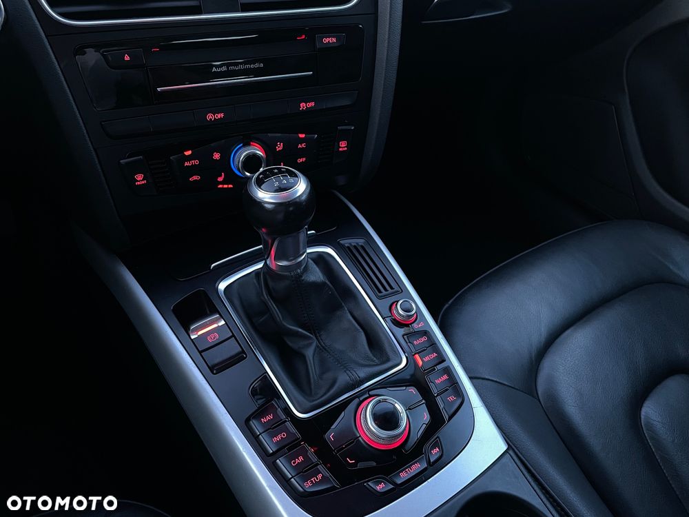 Audi A4 Avant 2.0 TDI ultra - 19