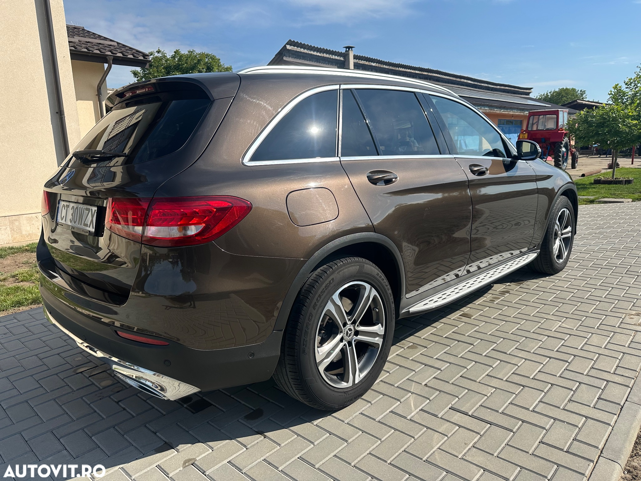 Mercedes-Benz GLC 220 d 4Matic 9G-TRONIC - 4