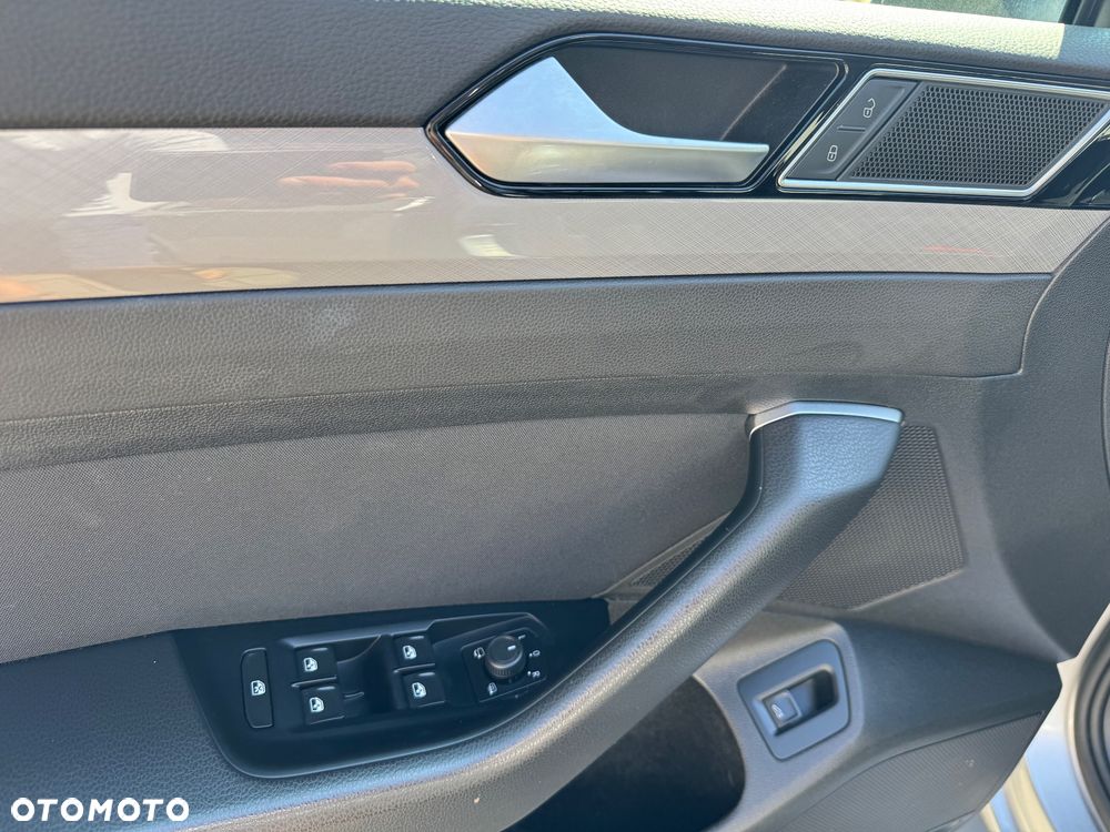 Volkswagen Passat 1.5 TSI EVO Business DSG - 23
