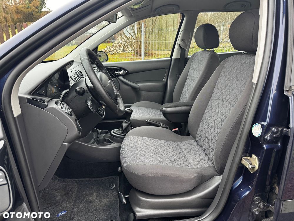 Ford Focus Trend - 5