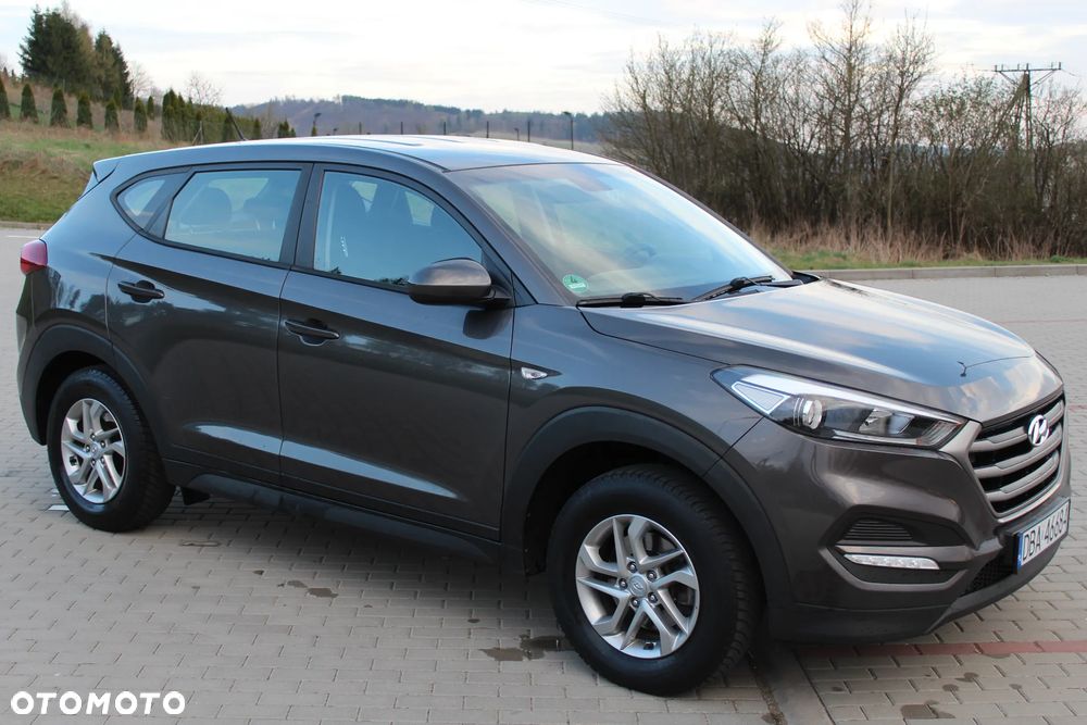 Hyundai Tucson 1.7 CRDI BlueDrive GO 2WD - 2