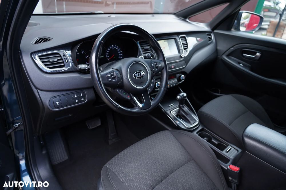 Kia Carens 1.7 CRDi 141 Aut. Dream Team Edition - 16