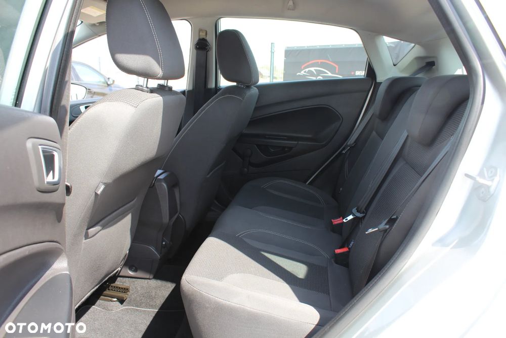 Ford Fiesta 1.0 EcoBoost Titanium ASS - 24