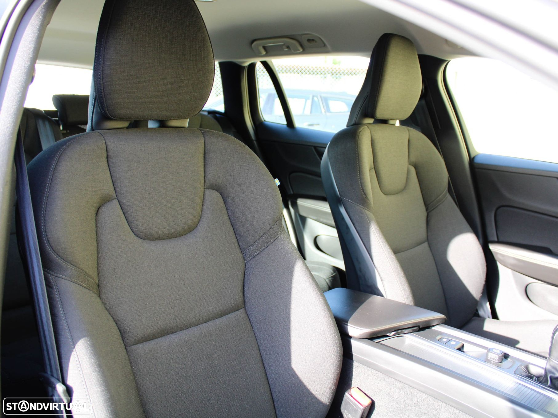 Volvo V60 2.0 D3 - 50