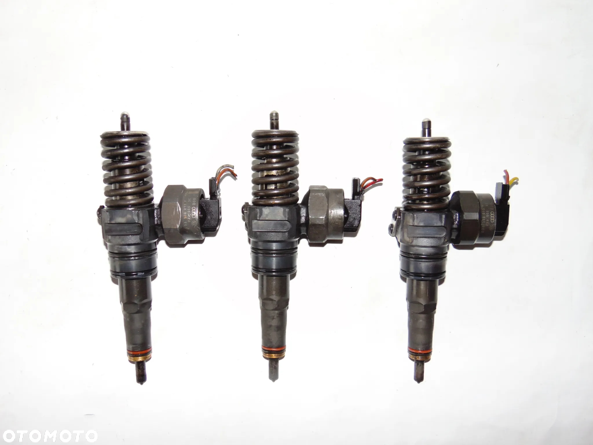 ORYGINAŁ wtrysk wtryskiwacz paliwa pompowtryskiwacz 038130073F Audi A4 A6 C5 VW Volkswagen Golf 4 IV Bora Passat B5 Sharan Ford Galaxy Seat Alhambra diesel 1.9 TDI - 2