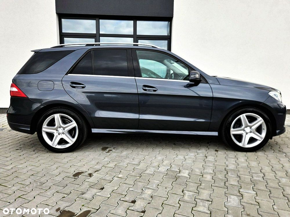 Mercedes-Benz ML 350 BlueTec 4-Matic - 28