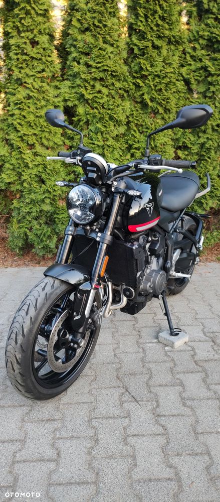 Triumph Trident - 13