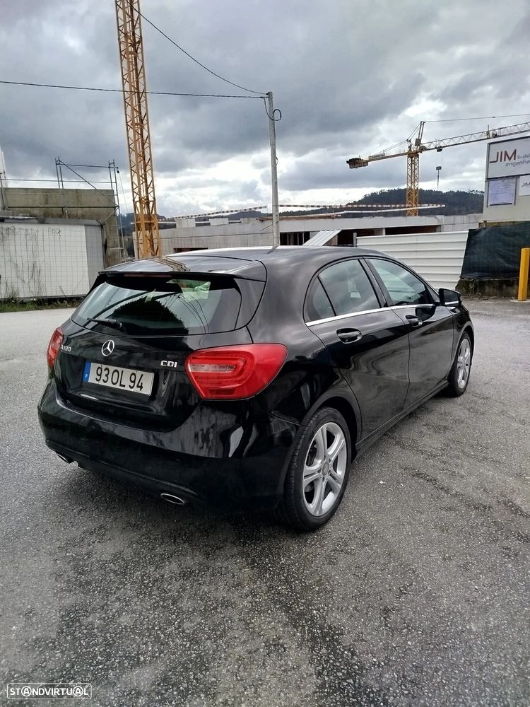 Mercedes-Benz A 180 d Urban - 12