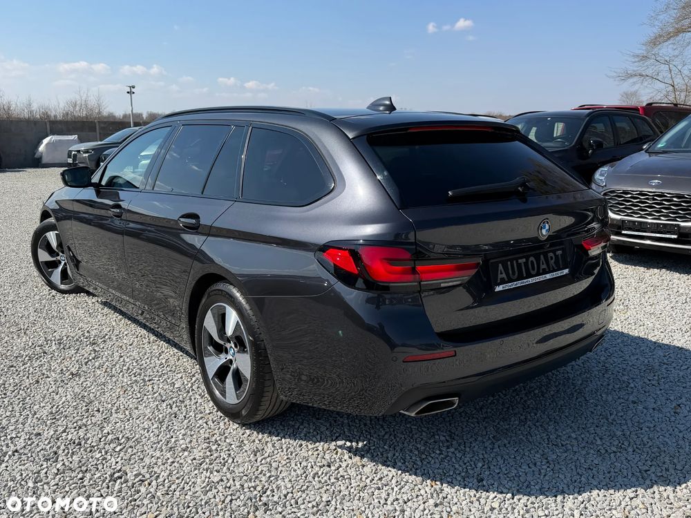 BMW Seria 5 520d Luxury Line - 13
