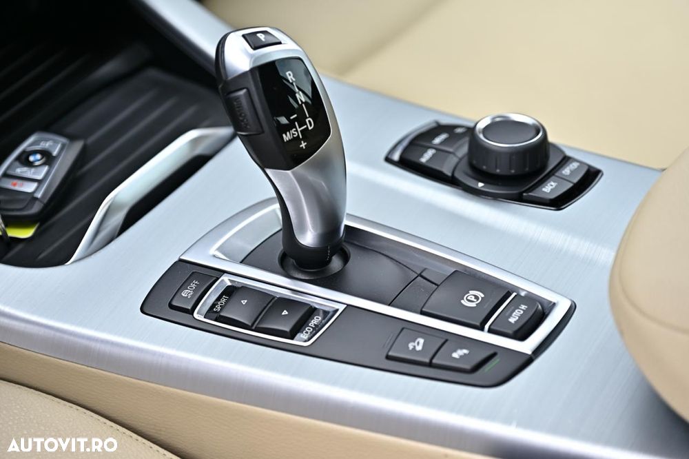 BMW X3 xDrive28i Aut. xLine - 26