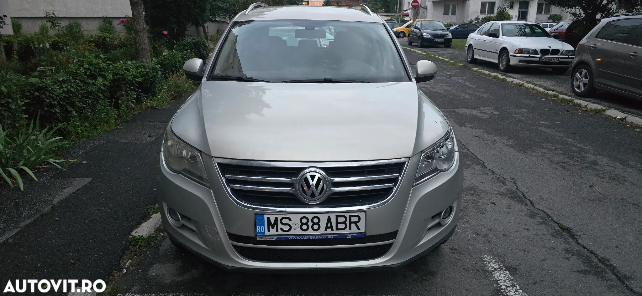 Volkswagen Tiguan - 11