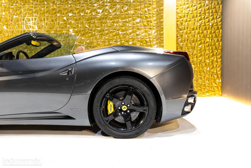 Ferrari California F1 - 18