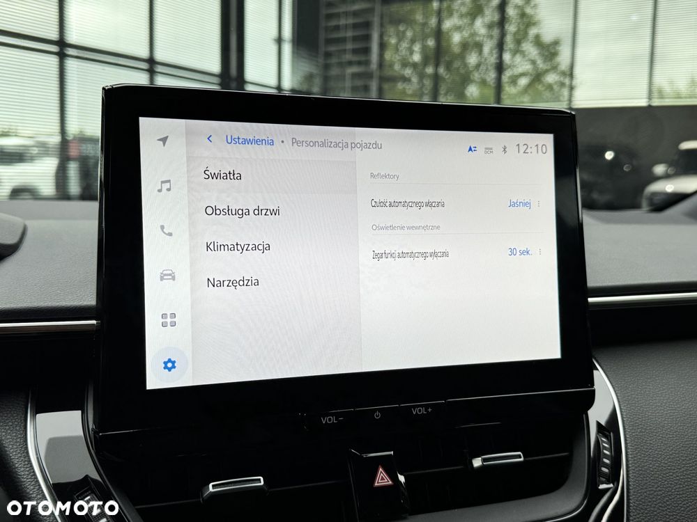 Toyota Corolla 2.0 Hybrid Style - 34