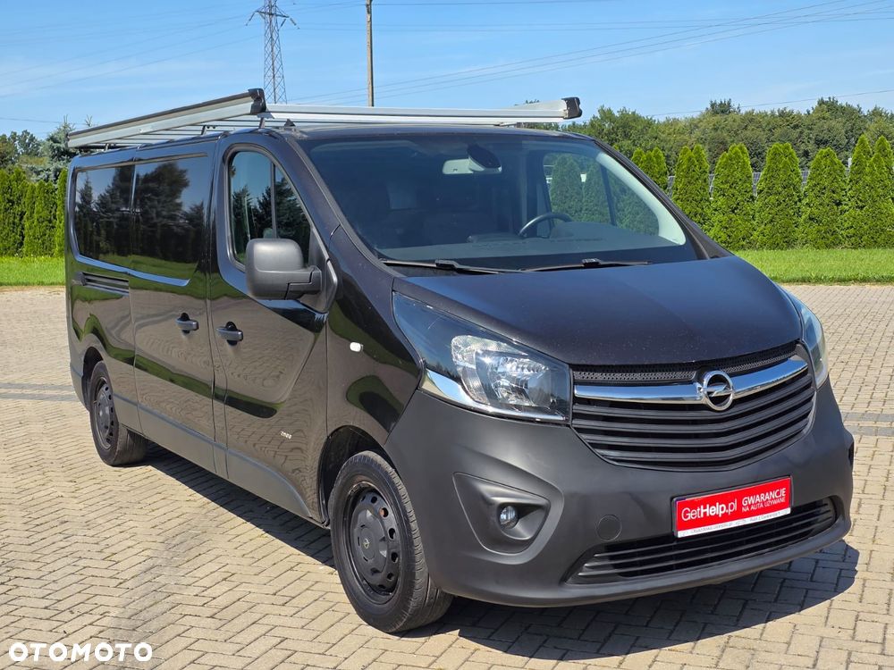 Opel Vivaro - 1