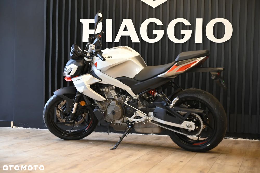Aprilia Tuono - 2