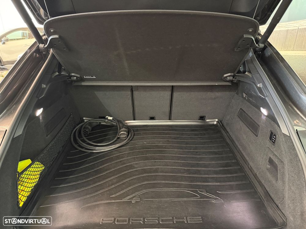 Porsche Cayenne Coupé E-Hybrid Platinum Edition - 7
