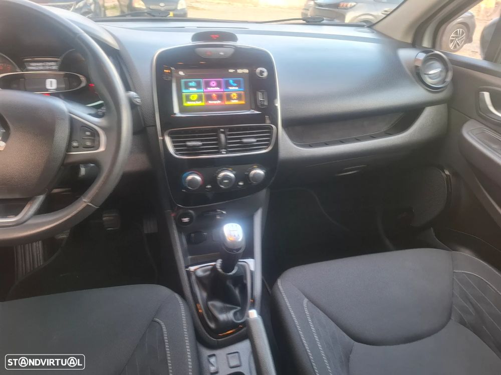 Renault Clio Sport Tourer 0.9 TCe Limited - 9