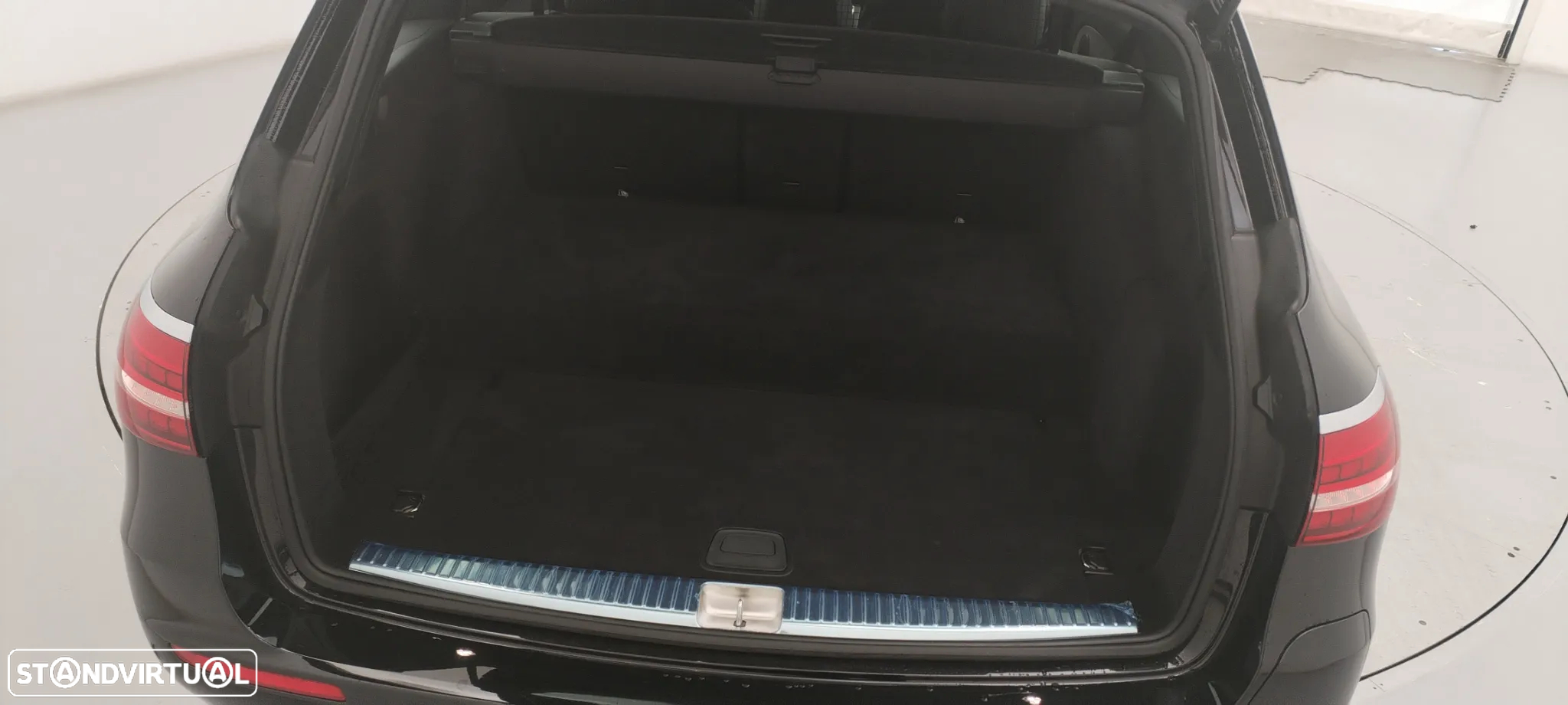 Mercedes-Benz E 300 de Avantgarde - 18