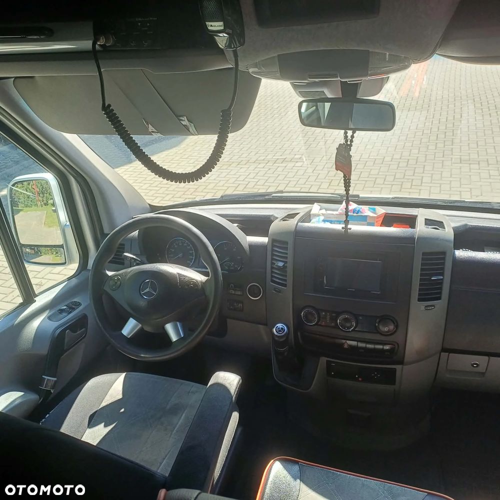 Mercedes-Benz Sprinter - 19