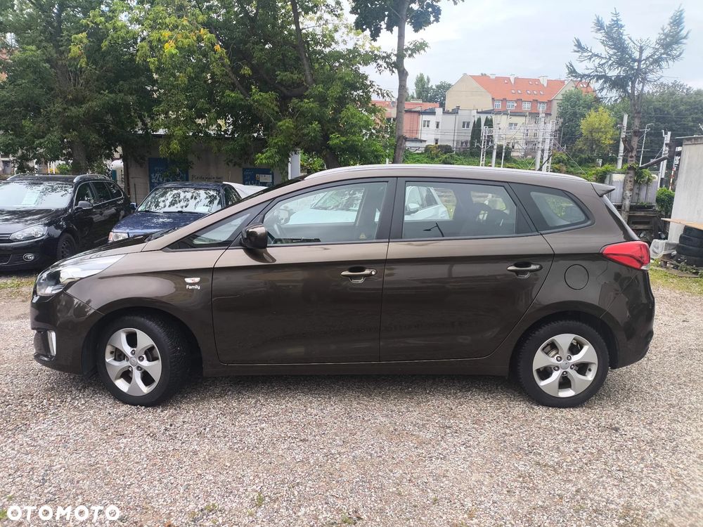 Kia Carens 1.6 GDI L - 7