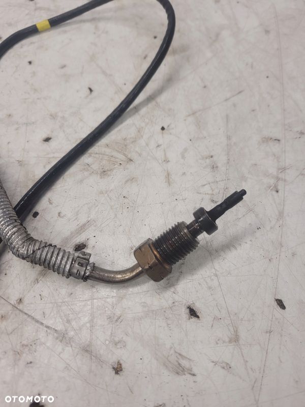 CZUJNIK TEMPERATURY SPALIN AUDI VW 04L906088AR - 2