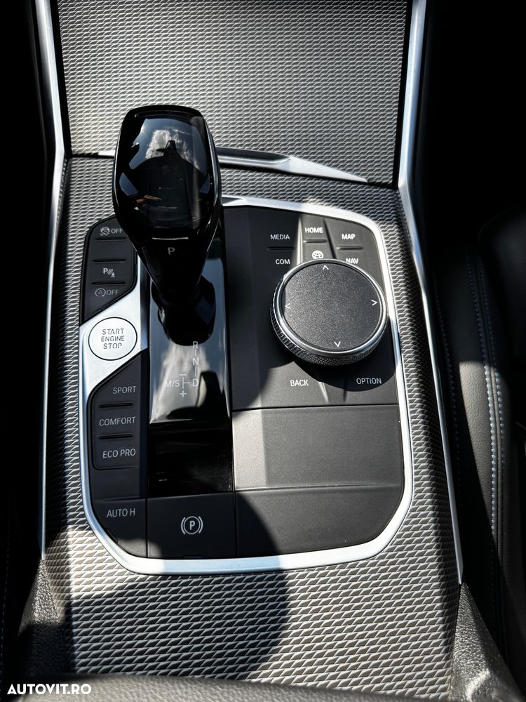 BMW Seria 3 330i xDrive Aut. M Sport - 11