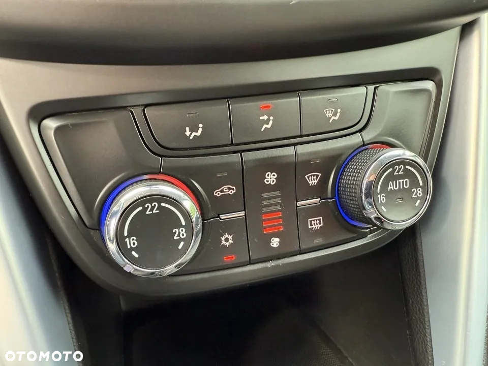 Opel Zafira Tourer 1.4 Turbo ecoFLEX Start/Stop Business Innovation - 24