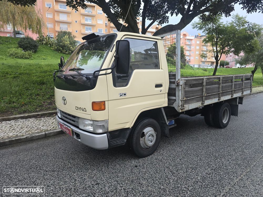 Toyota Dyna 150 - 2
