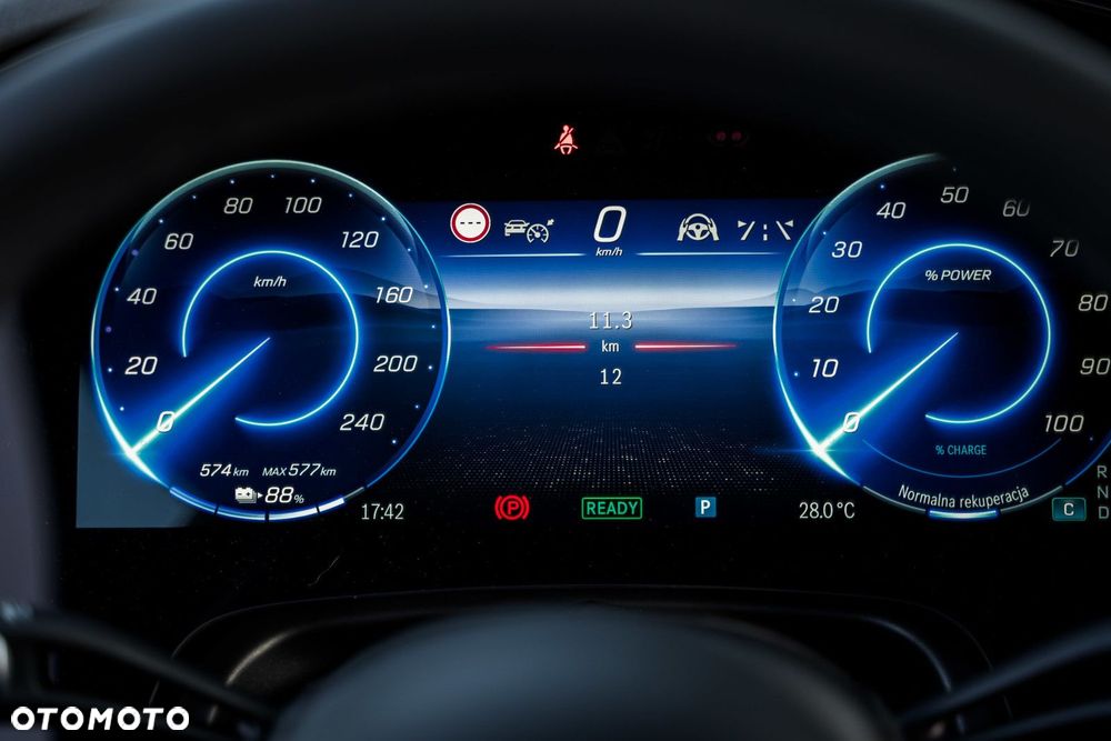 Mercedes-Benz EQS - 16
