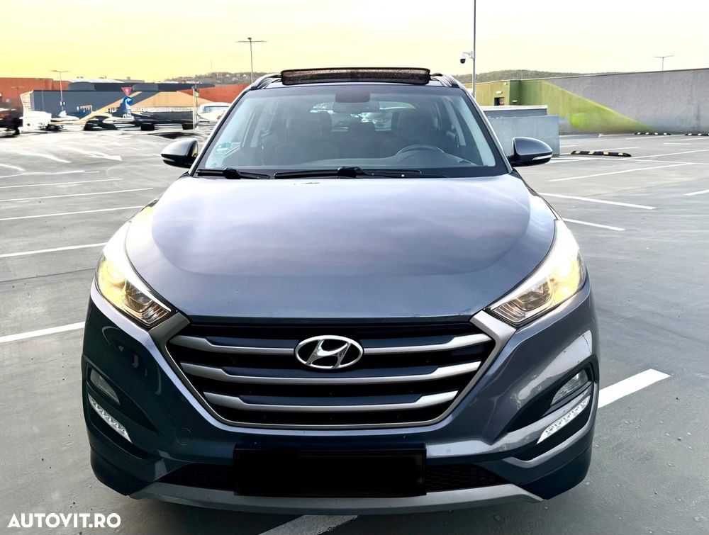 Hyundai Tucson - 2