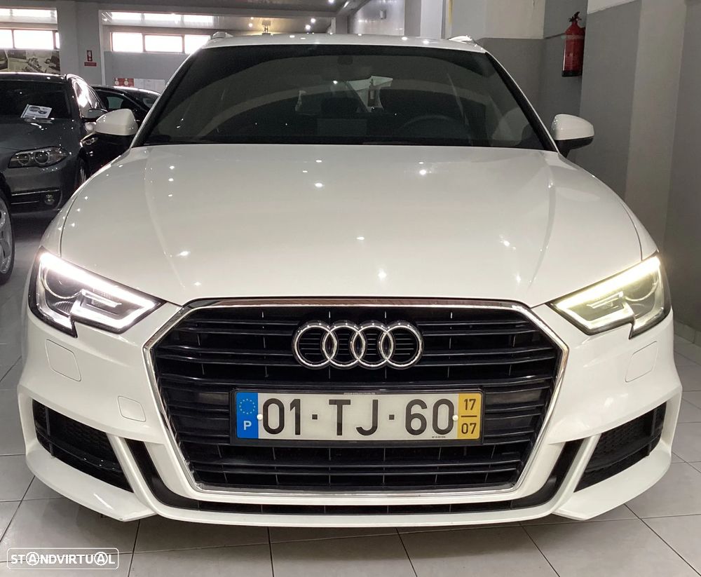 Audi A3 1.6 TDI S-line S tronic - 2