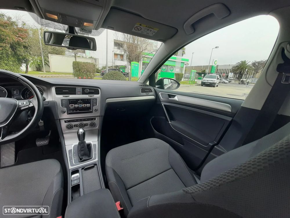 VW Golf 1.6 TDI BlueMotion DSG Comfortline - 17