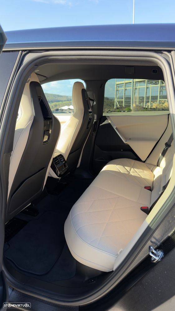 BMW iX xDrive 50 - 35