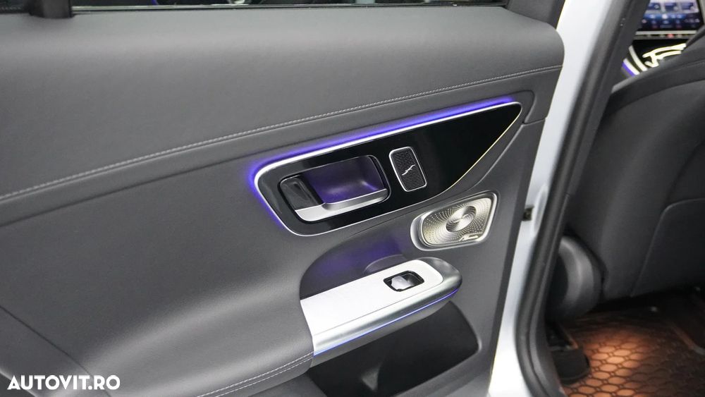 Mercedes-Benz GLC 300 4MATIC MHEV - 24