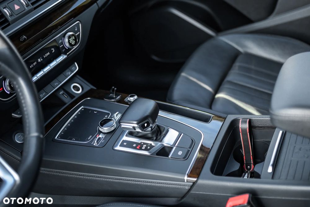 Audi Q5 2.0 TFSI Quattro S tronic design - 13