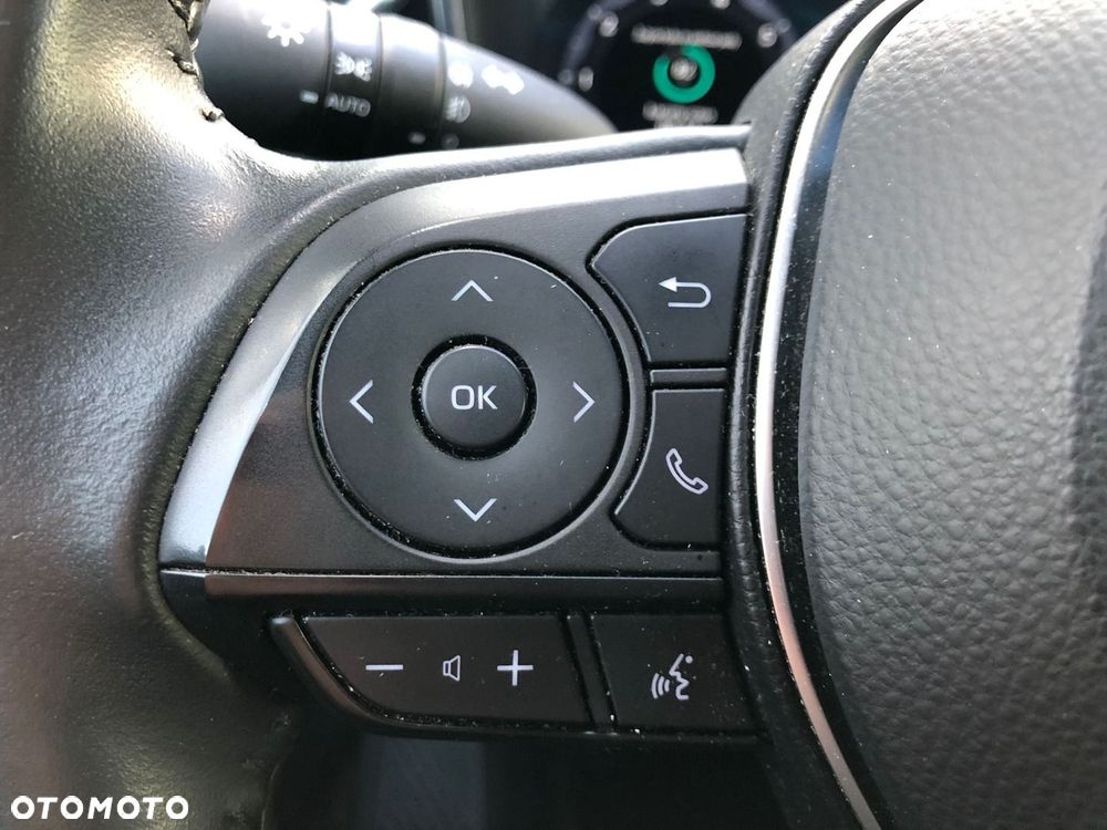 Toyota Corolla 1.8 Hybrid Comfort - 26