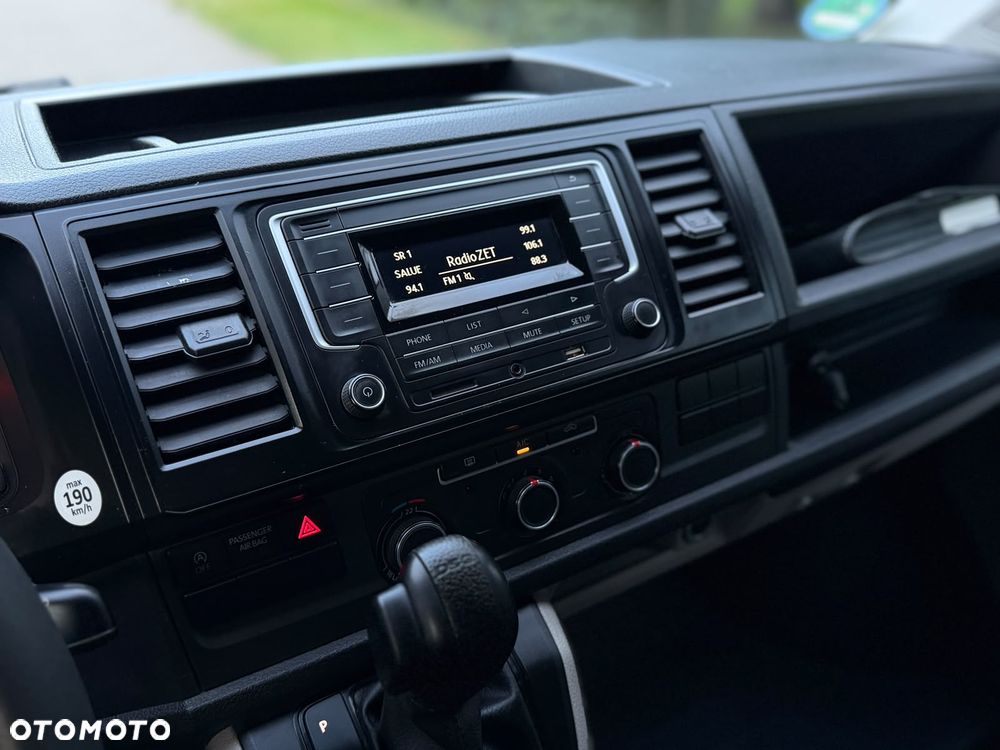 Volkswagen Transporter - 22