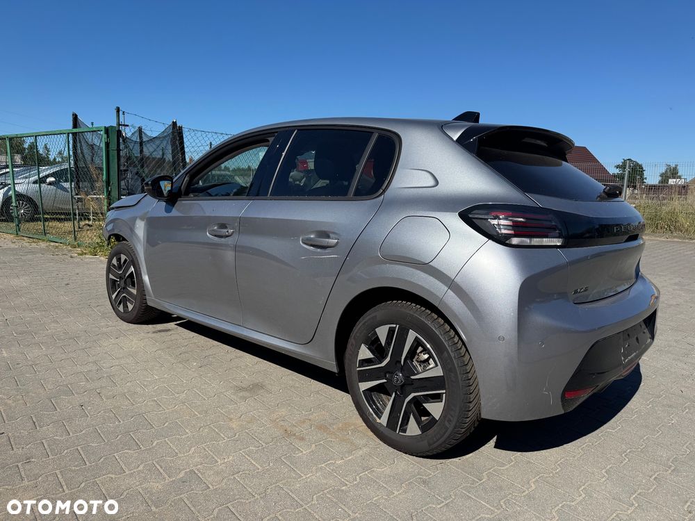 Peugeot 208 1.2 PureTech Allure S&S - 13