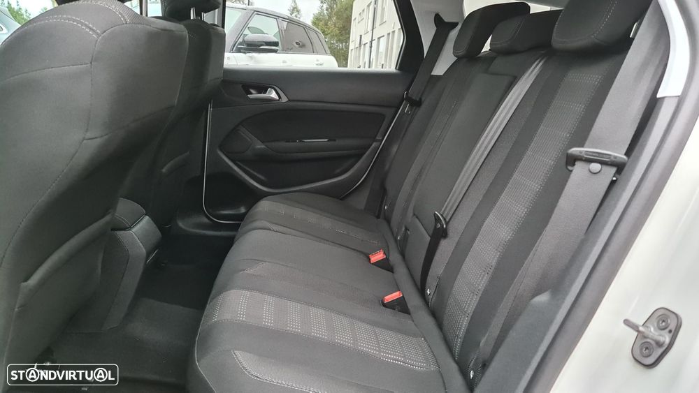 Peugeot 308 SW 1.6 BlueHDi Allure EAT6 - 30