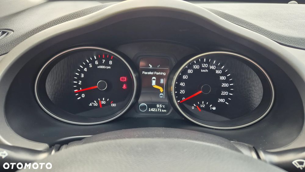 Kia Sportage 1.6 GDI Business Line M 2WD - 33