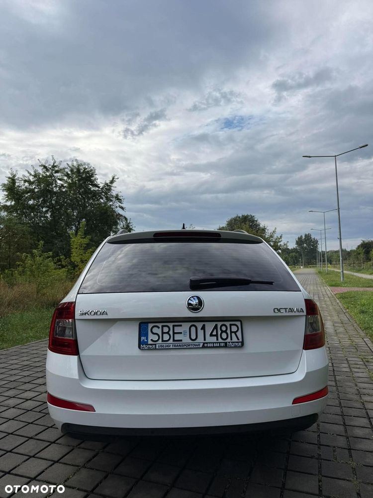 Skoda Octavia 2.0 TDI Elegance - 9