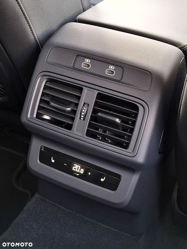 Audi Q5 Sportback - 26