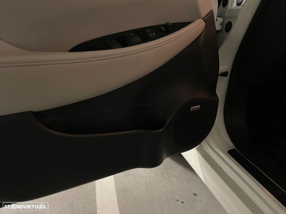 Nissan Leaf Tekna Two Tone+ProPilot Park - 28