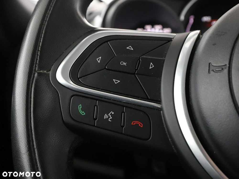 Fiat 500L 1.4 16V Urban - 31