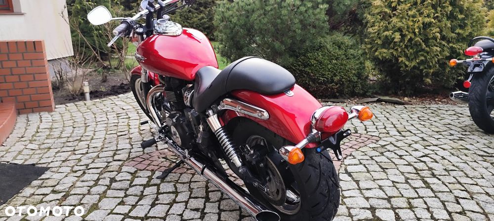 Triumph Speedmaster - 10