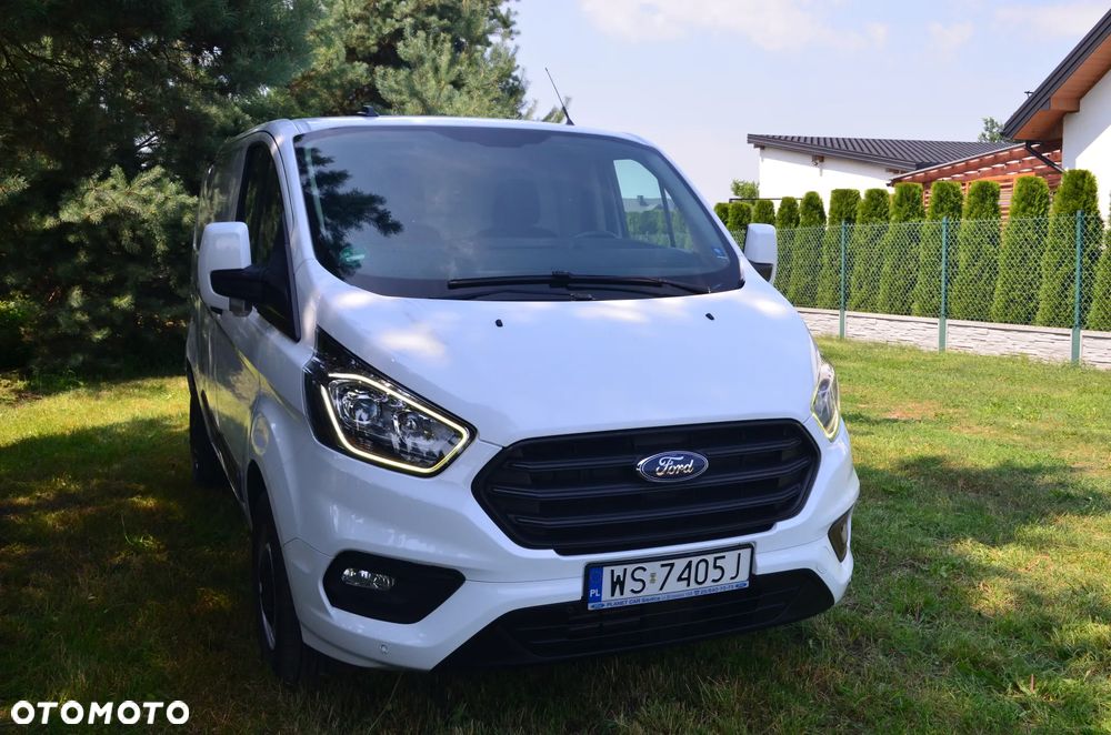 Ford Custom - 1