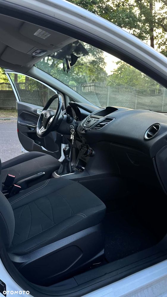 Ford Fiesta 1.25 Ambiente - 6