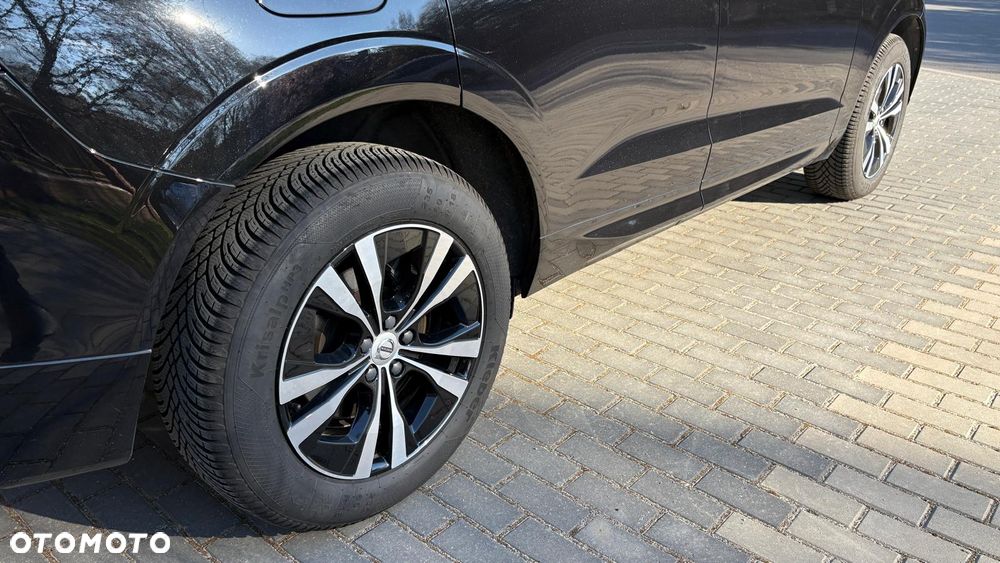 Volvo XC 60 B4 D AWD Momentum Pro - 14